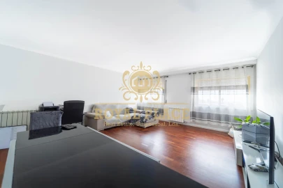 Apartamento T2 para Venda em São João de Ver