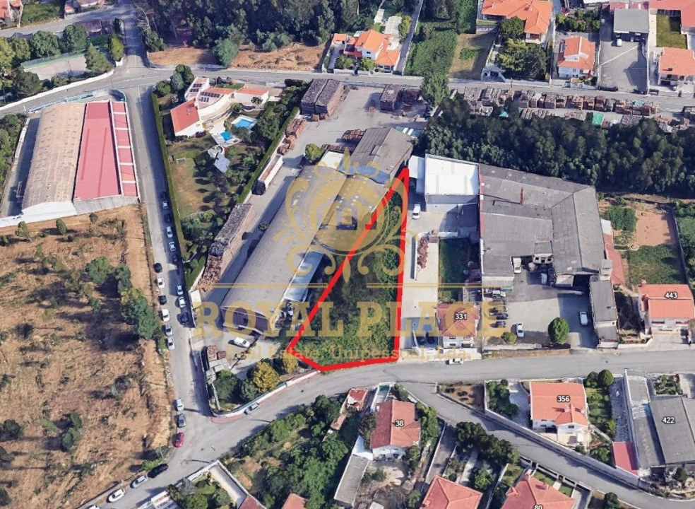 Terreno para Venda em Santa Maria de Lamas Foto 1