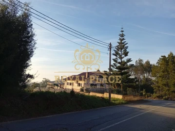 Terreno para Venda em Santa Maria de Lamas