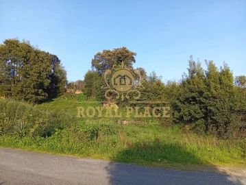 Terreno para Venda em Paços de Brandão