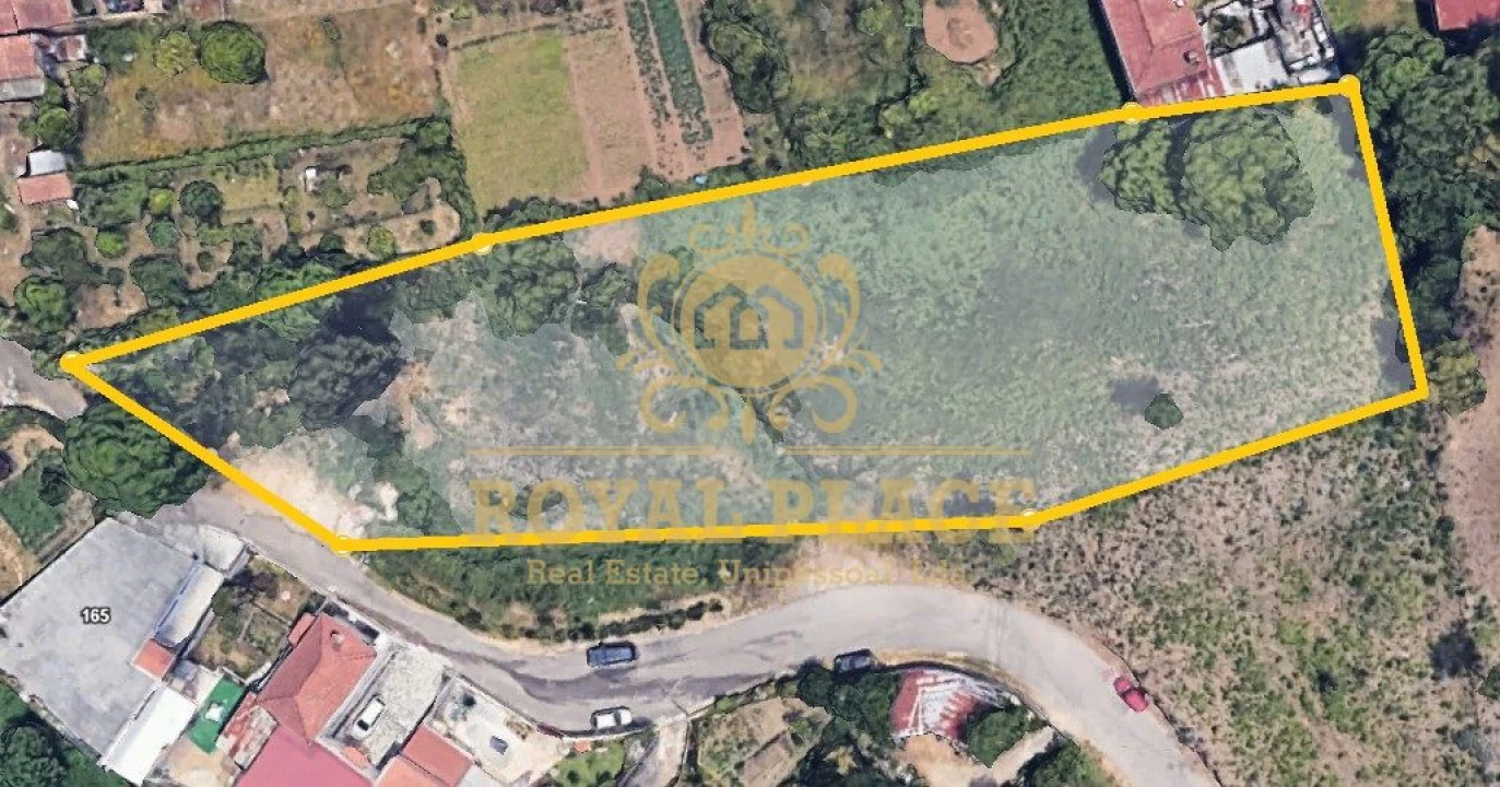 Terreno para Venda em Paços de Brandão Foto 1