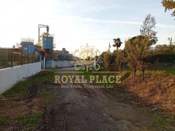 Terreno para Venda em Santa Maria de Lamas