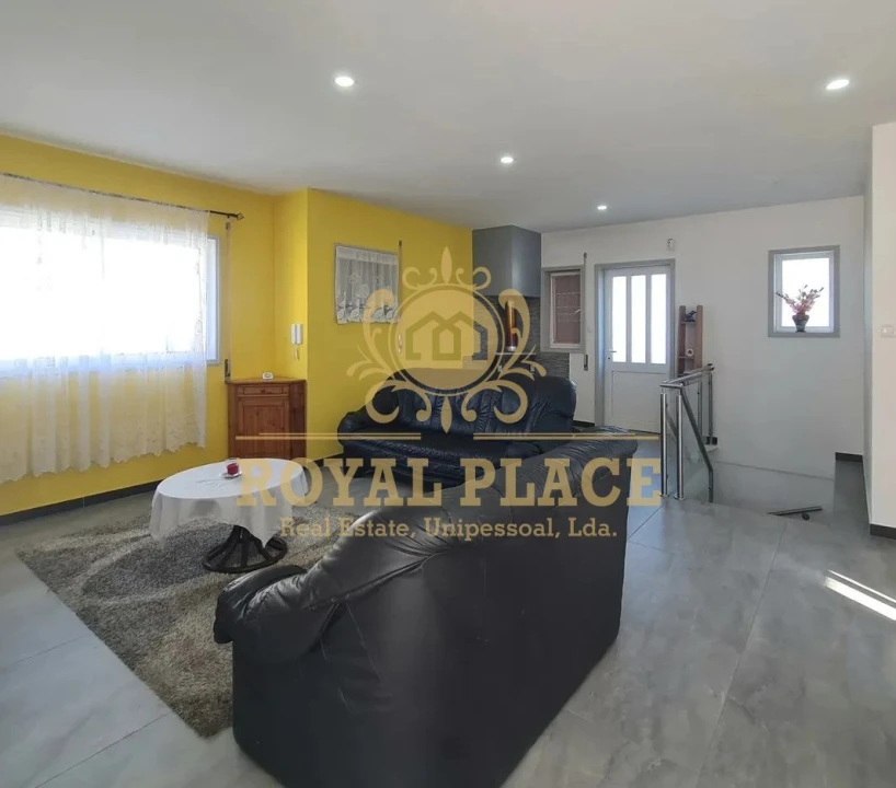 Moradia T3 para Venda em Lourosa Foto 14