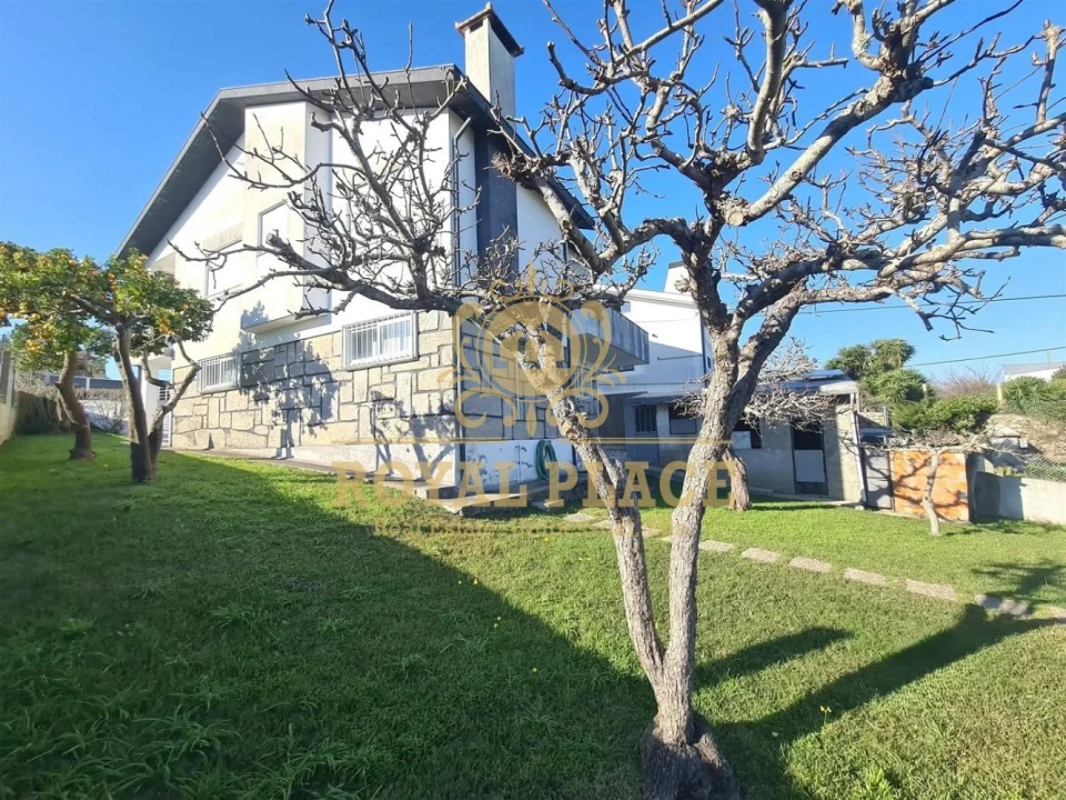 Moradia T3 para Venda em Lourosa Foto 24