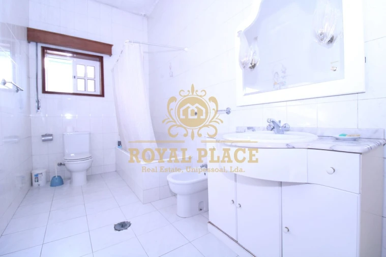 Moradia T3 para Venda em Fiães Foto 31