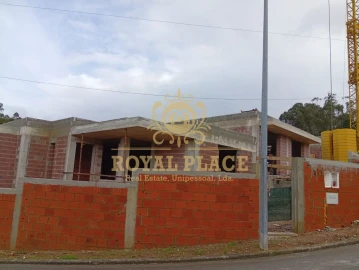 Moradia T3 para Venda em Santa Maria da Feira, Travanca, Sanfins e Espargo