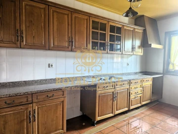 Moradia T3 para Venda em Santa Maria da Feira, Travanca, Sanfins e Espargo