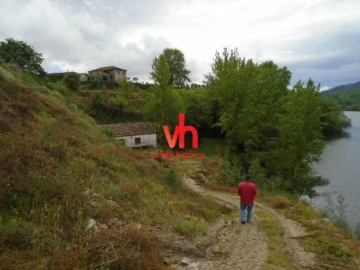 Quinta T2 para Venda em Amarante (São Gonçalo), Madalena, Cepelos e Gatão