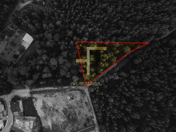 Terreno para Venda em Castêlo da Maia Foto 4