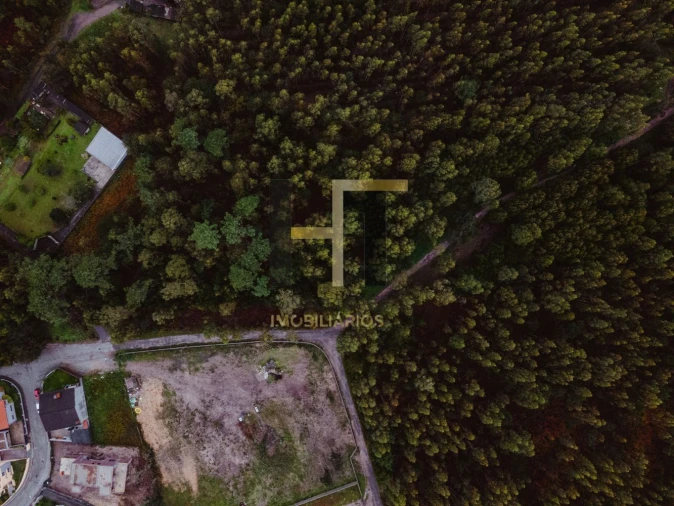 Terreno para Venda em Castêlo da Maia Foto 5