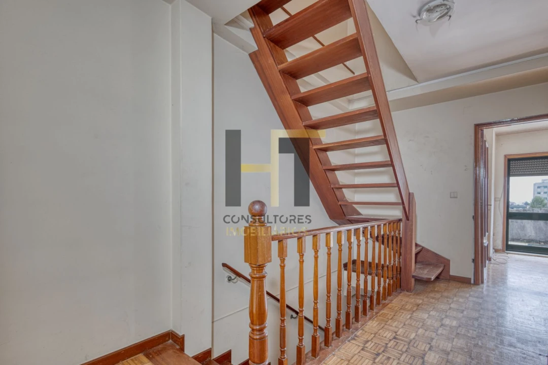 Apartamento T4 para Venda em Cedofeita, Santo Ildefonso, Sé, Miragaia, São Nicolau e Vitória Foto 31
