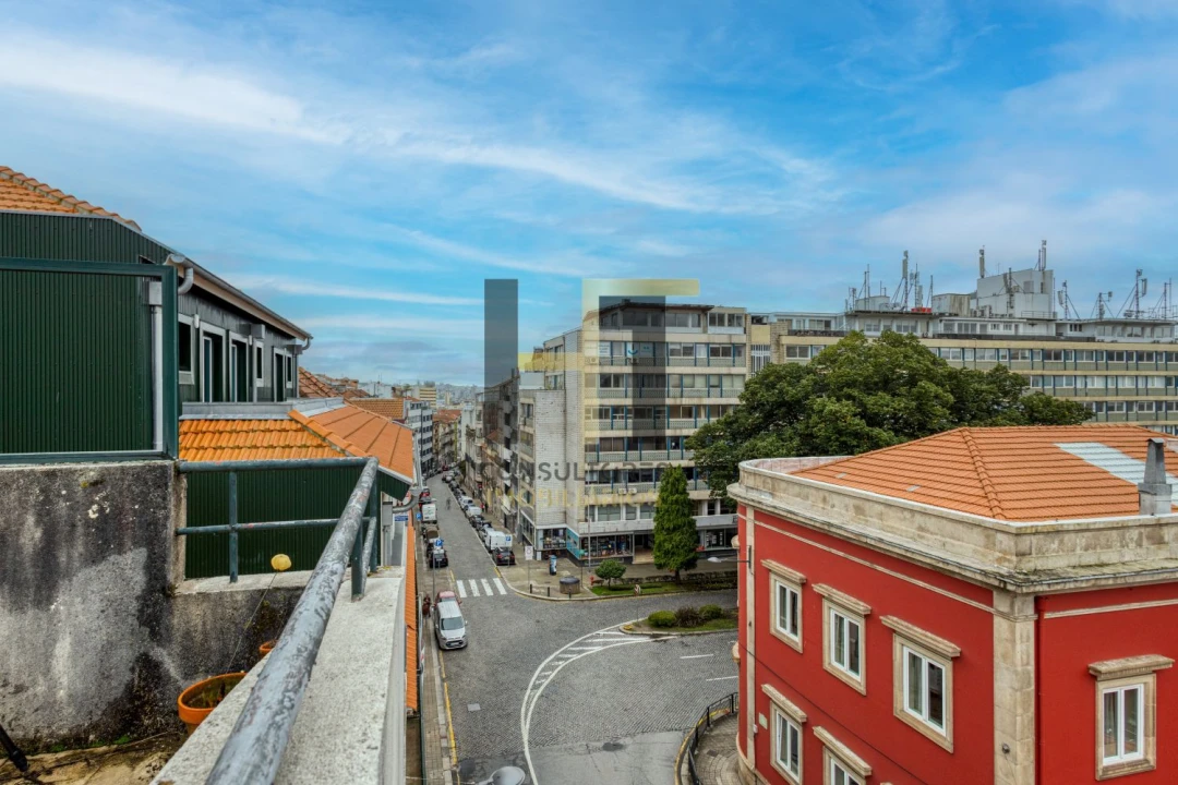 Apartamento T4 para Venda em Cedofeita, Santo Ildefonso, Sé, Miragaia, São Nicolau e Vitória Foto 44