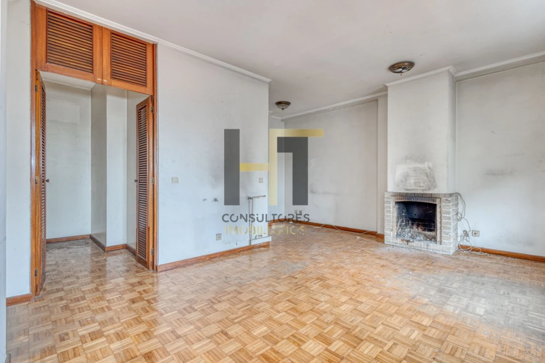 Apartamento T4 para Venda em Cedofeita, Santo Ildefonso, Sé, Miragaia, São Nicolau e Vitória Foto 24