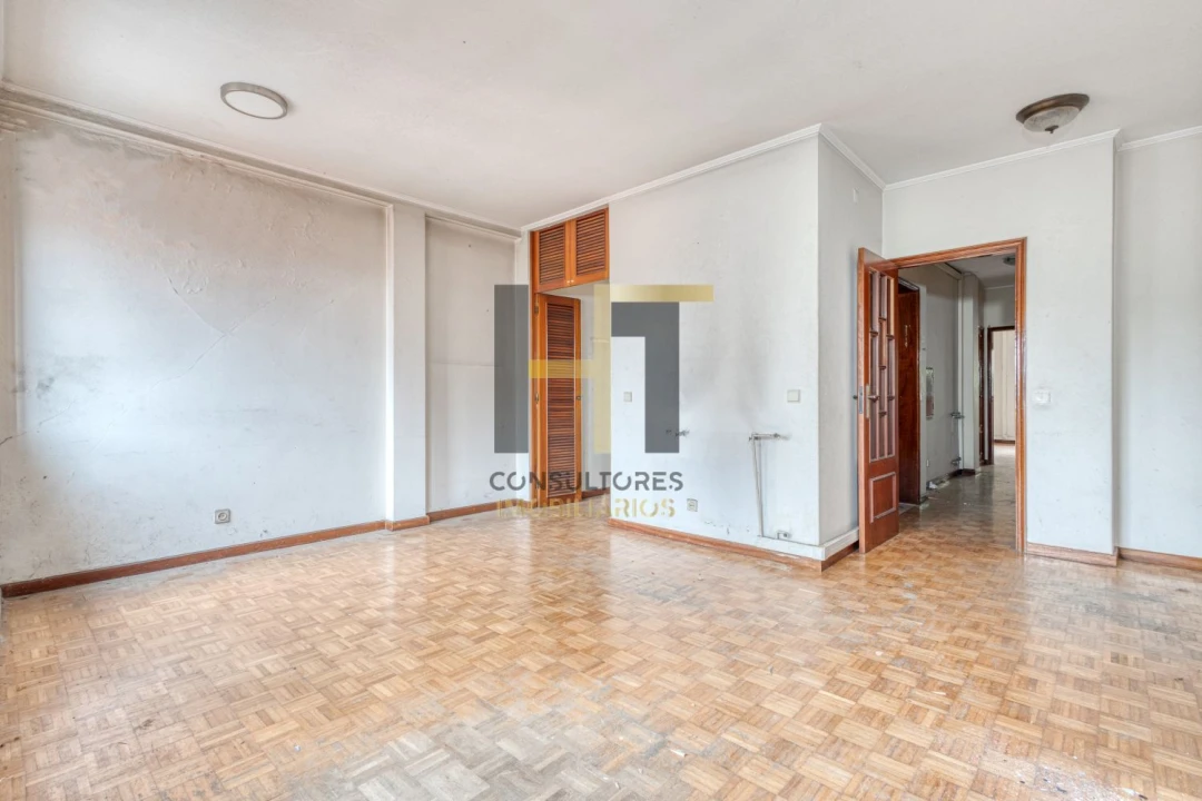 Apartamento T4 para Venda em Cedofeita, Santo Ildefonso, Sé, Miragaia, São Nicolau e Vitória Foto 25
