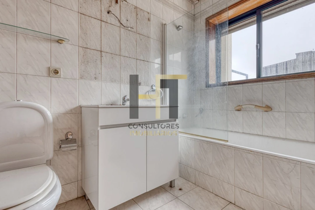 Apartamento T4 para Venda em Cedofeita, Santo Ildefonso, Sé, Miragaia, São Nicolau e Vitória Foto 34