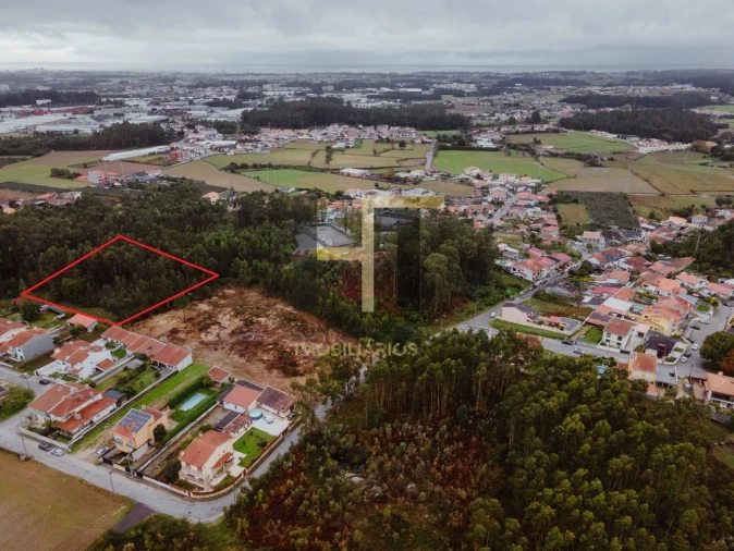 Terreno para Venda em Castêlo da Maia Foto 15