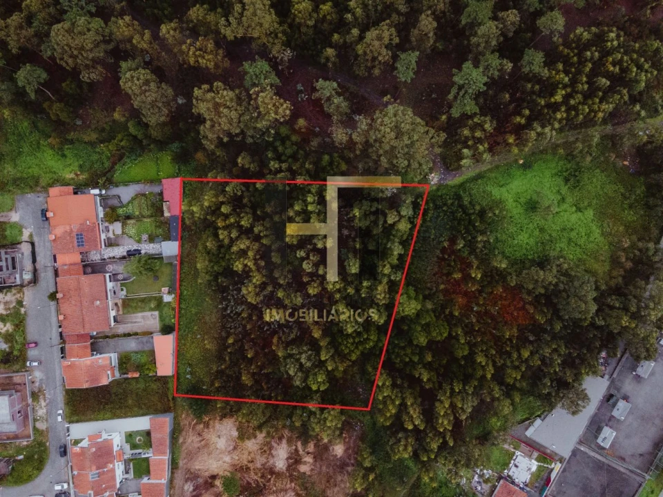 Terreno para Venda em Castêlo da Maia Foto 4