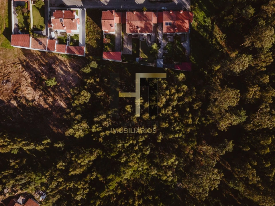 Terreno para Venda em Castêlo da Maia Foto 12