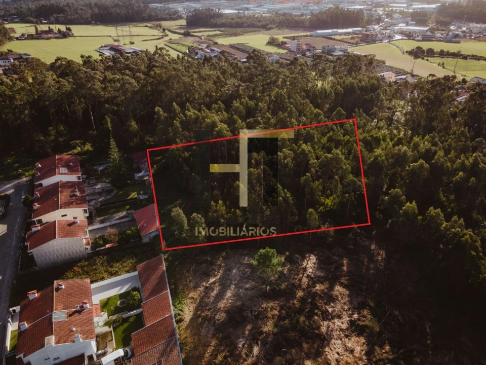 Terreno para Venda em Castêlo da Maia Foto 11