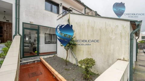 Moradia T3 para Venda em Azurem