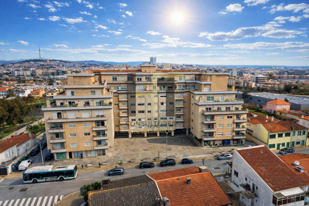 Apartamento T3 para Venda em Santa Marinha e São Pedro da Afurada Foto 1
