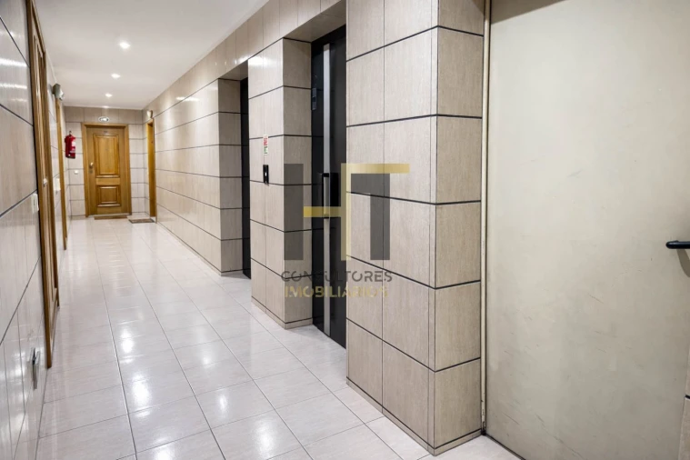 Apartamento T3 para Venda em Santa Marinha e São Pedro da Afurada Foto 27