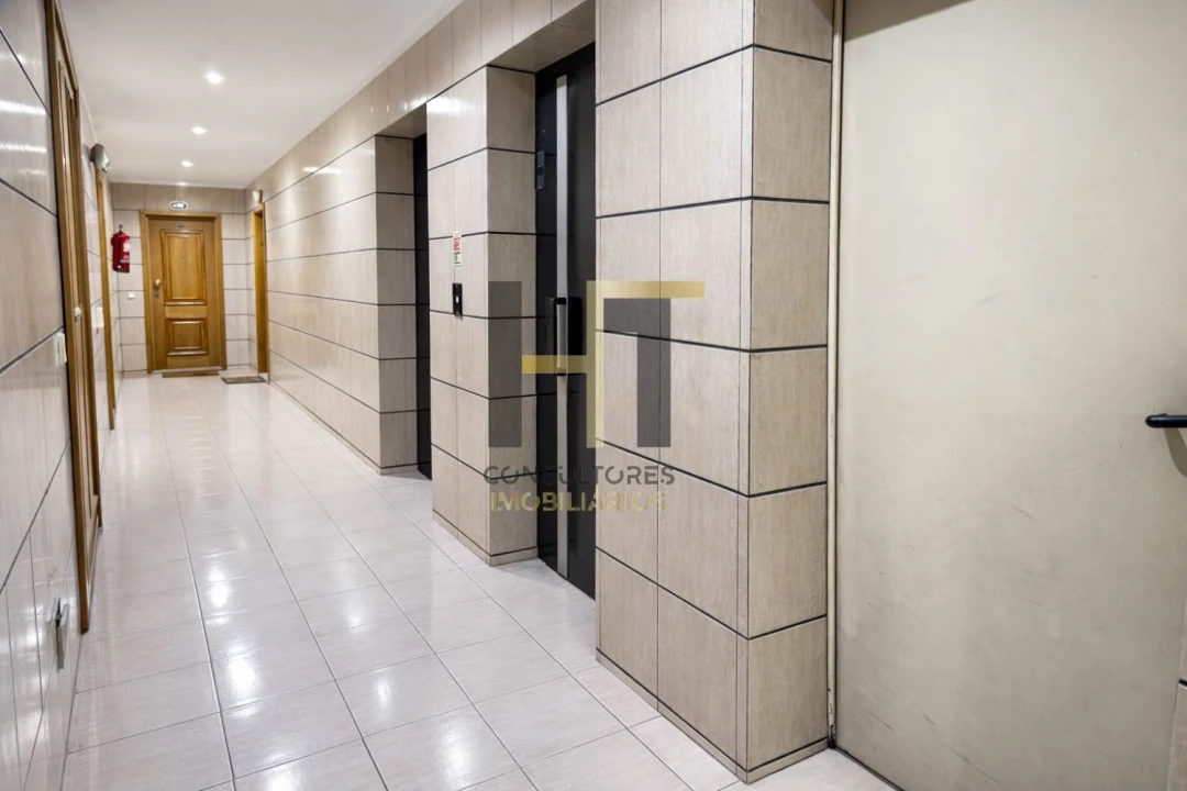 Apartamento T3 para Venda em Santa Marinha e São Pedro da Afurada Foto 27