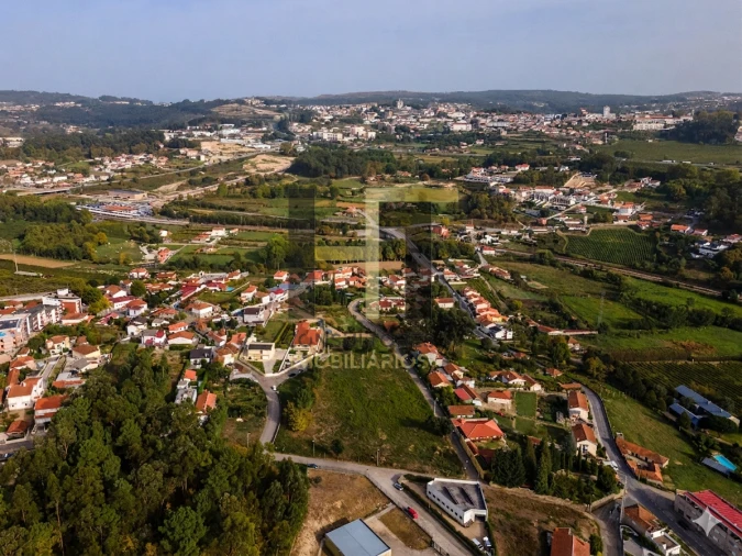Terreno para Venda em Penafiel Foto 4