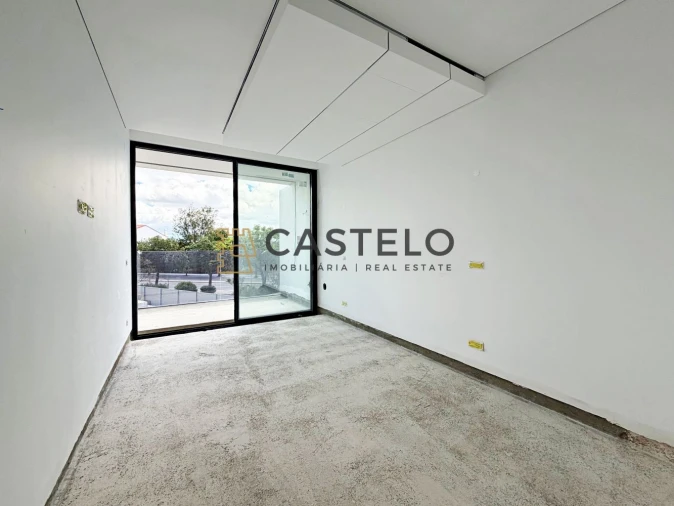 Moradia T4 para Venda em Loule (São Clemente) Foto 8