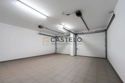 Moradia T3 para Venda em Loule (São Sebastião)