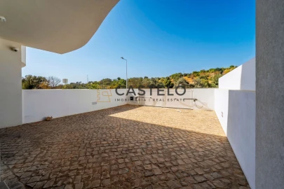 Moradia T3 para Venda em Loule (São Sebastião)