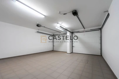 Moradia T3 para Venda em Loule (São Sebastião)