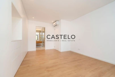 Moradia T3 para Venda em Loule (São Sebastião)