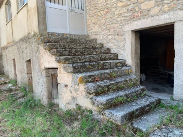 Moradia T3 para Venda em Almeida