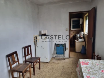 Moradia T3 para Venda em Almeida