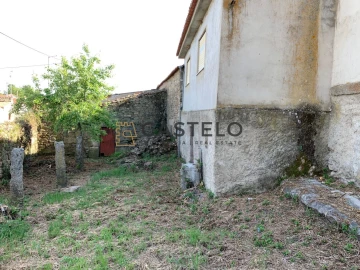 Moradia T3 para Venda em Almeida