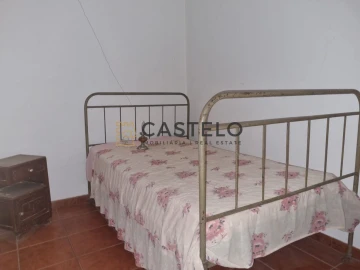 Moradia T3 para Venda em Almeida