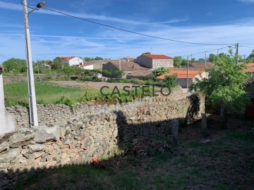 Moradia T3 para Venda em Almeida