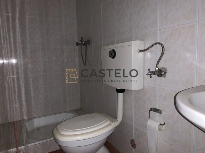 Moradia T3 para Venda em Almeida Foto 12