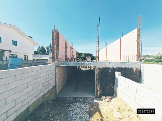 Moradia T3 para Venda em Cidade da Maia Foto 27