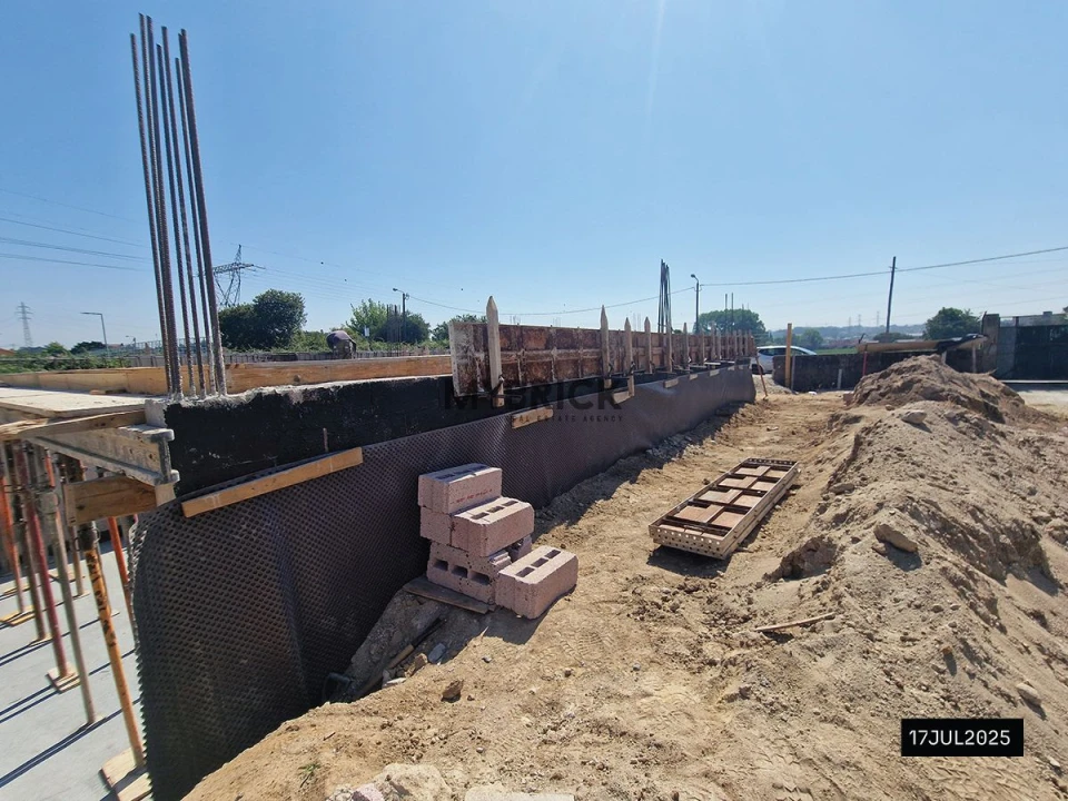 Moradia T3 para Venda em Cidade da Maia Foto 40