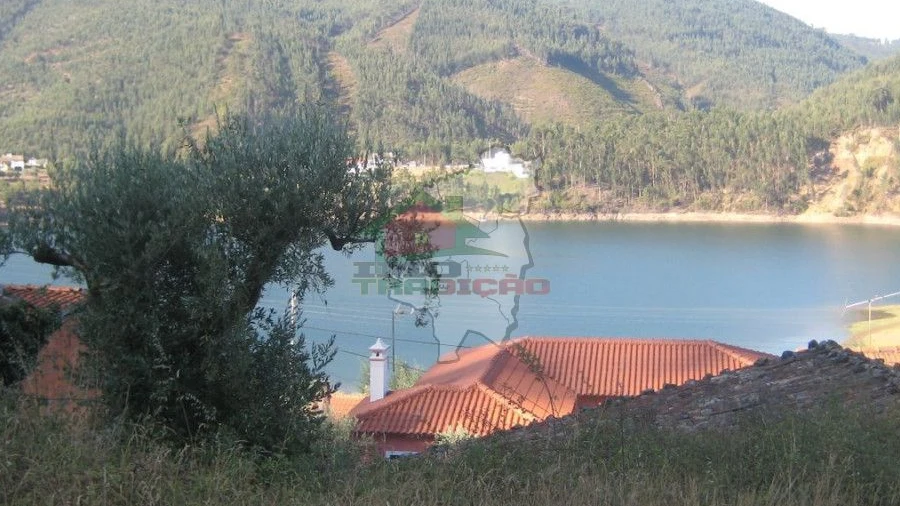 Moradia T1 para Venda em Cernache do Bonjardim, Nesperal e Palhais