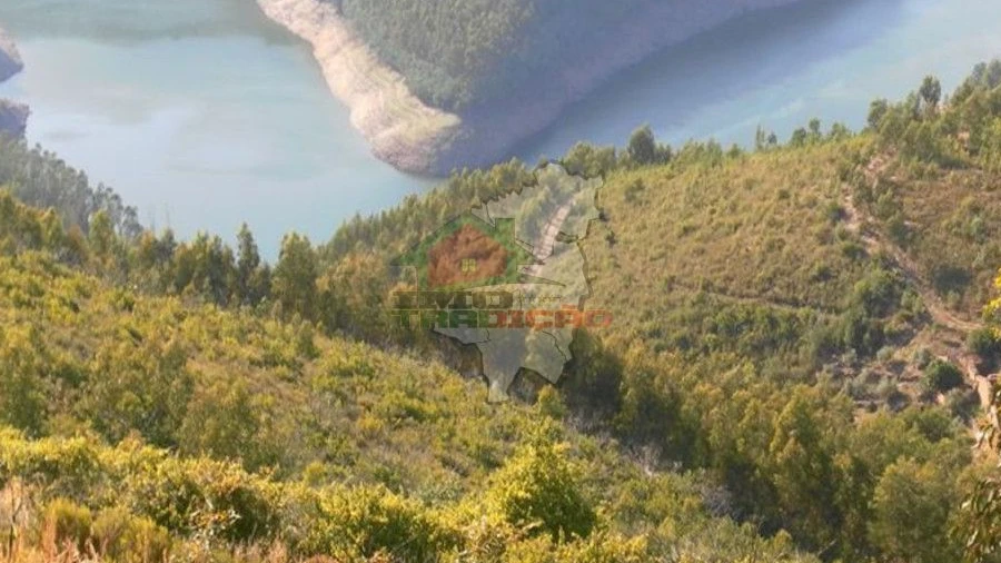 Terreno para Venda em Alvaro