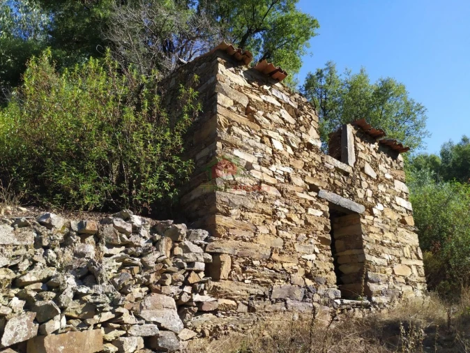 Terreno para Venda em Alvaro Foto 2