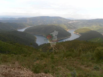 Terreno para Venda em Alvaro