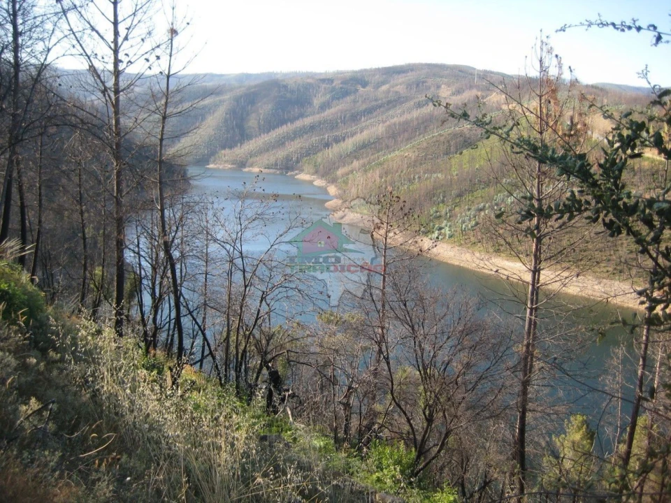 Terreno para Venda em Alvaro Foto 22