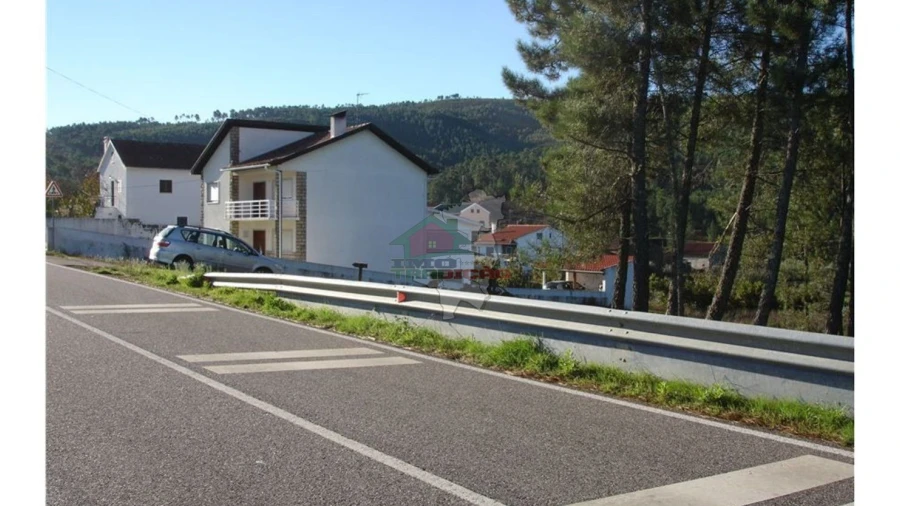 Terreno para Venda em Estreito-Vilar Barroco