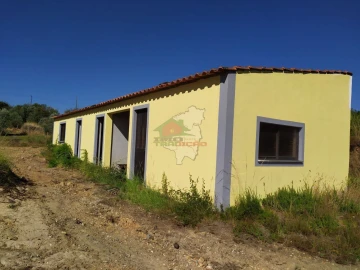 Moradia T1 para Venda em Castelo