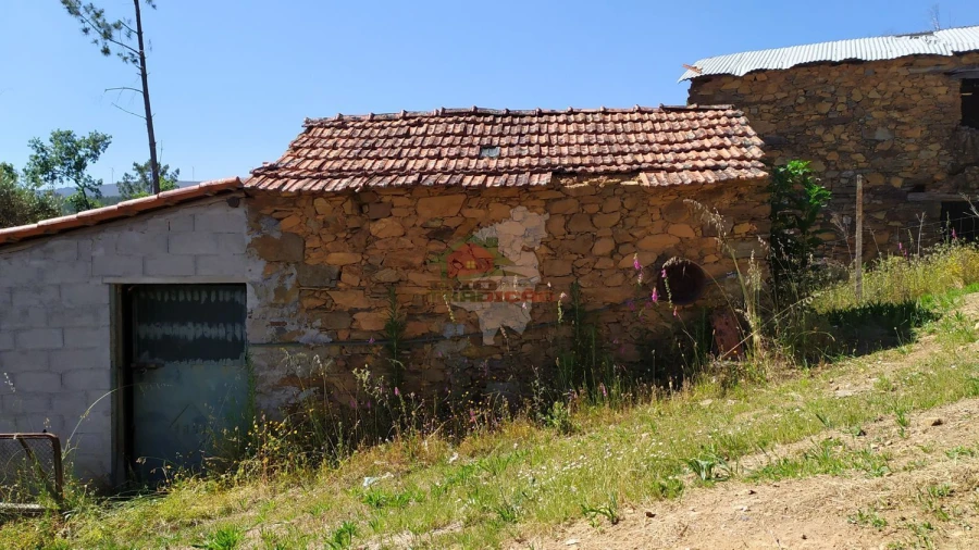Terreno para Venda em Castanheira de Pêra e Coentral Foto 23
