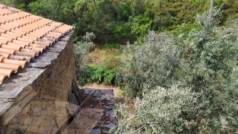 Moradia T2 para Venda em Portela do Fojo-Machio